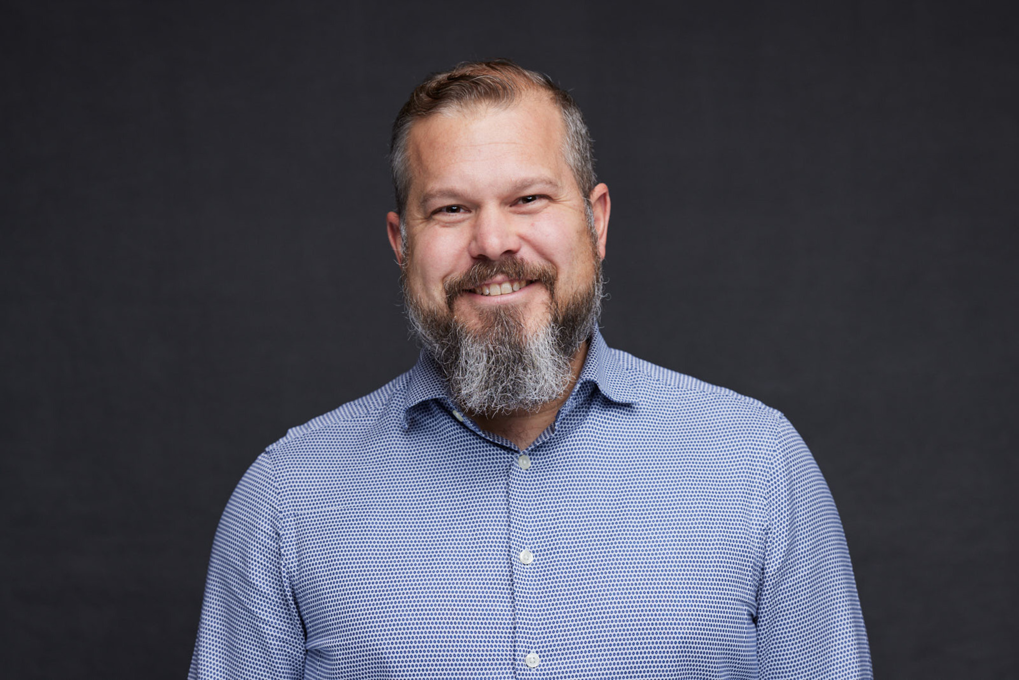 2022-10-11-realtor-clipboard-cameracounter-1051 Adam Wesselink